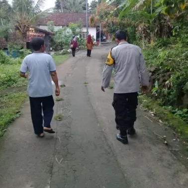 Semangat Petugas Giat Pemberantasan Sarang Nyamuk (PSN) di Padukuhan Jasem, 