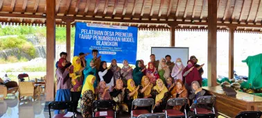 Pelatihan Desa Preneur Tahap Penumbuhan Model Blangkon Kalurahan Srimulyo