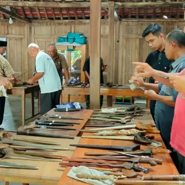 Jamasan Pusaka di Padukuhan Prayan Srimulyo