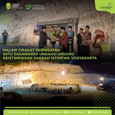 Pemerintah Kalurahan Srimulyo Adakan Tirakatan Memperingati Satu Dasawarsa UU Keistimewaan DIY