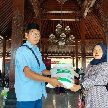 Pembagian Cadangan Beras Pemerintah (CBP) Kalurahan Srimulyo Periode Bulan Juni Tahun 2024